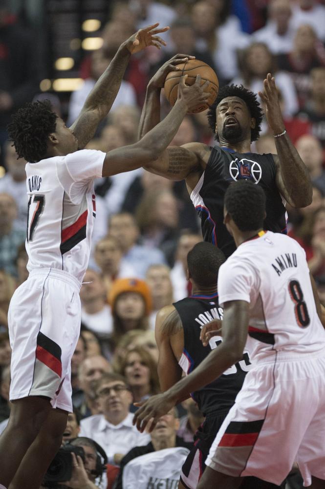 久尔杰维奇：明年国青队要参加国际比赛，跟一些世界强队交手（久尔杰维奇：国青明年将出战国际赛事，对阵多支世界劲旅）