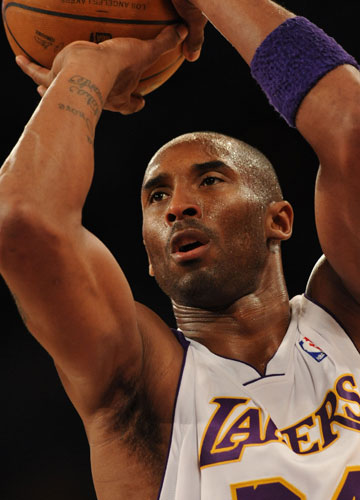 开赛！桐庐上演马术“巅峰对决”（赛事打响！桐庐上演马术巅峰之战）