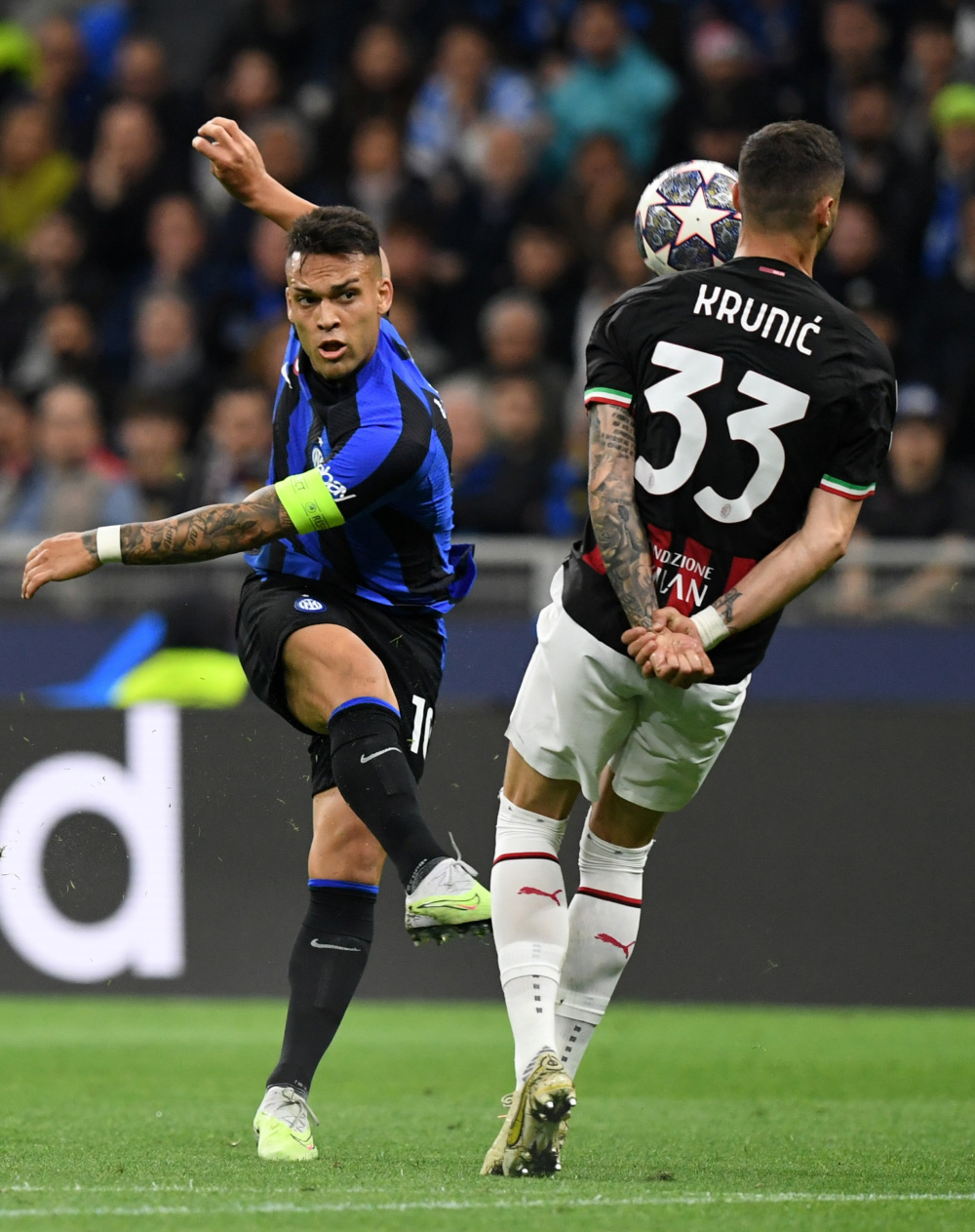 吉拉西多特生涯欧冠已打入15球，队史仅次于罗伊斯和莱万（吉拉西欧冠为多特已斩获15球，队史仅逊罗伊斯与莱万）