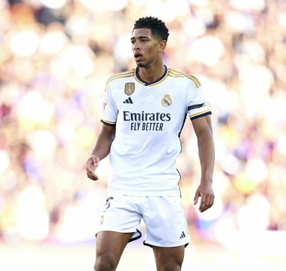 足球报：蒋光太已随队训练，但能否出战柔佛新山仍存在变数（足球报：蒋光太已归队合练，出战柔佛新山仍有变数）