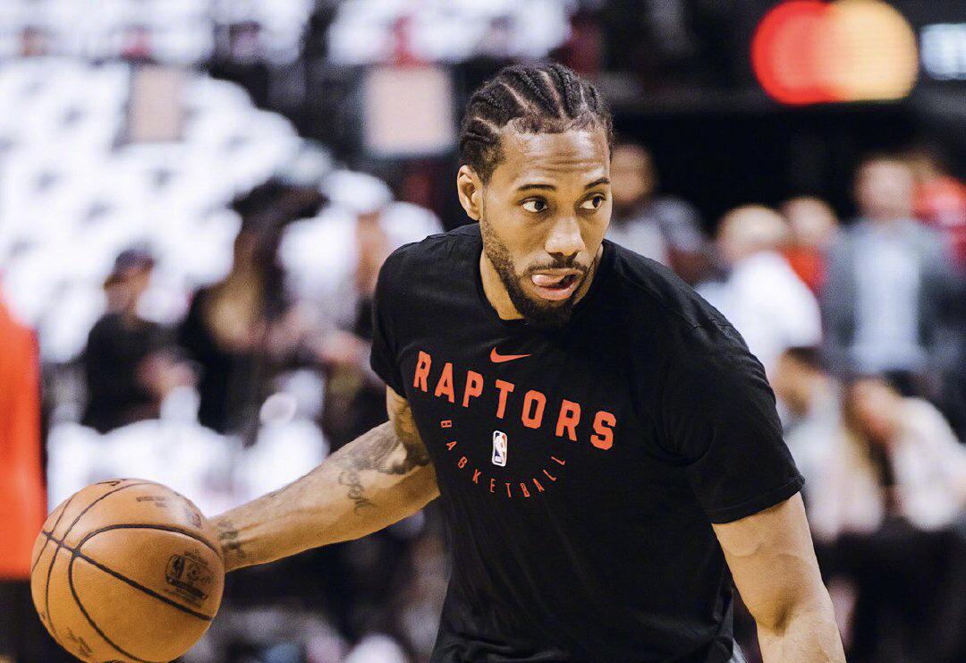 阿迪达斯官方：22款2026年国家队球衣将于11月6日开始发售（阿迪达斯官宣：2026年国家队22款球衣将于11月6日开售）