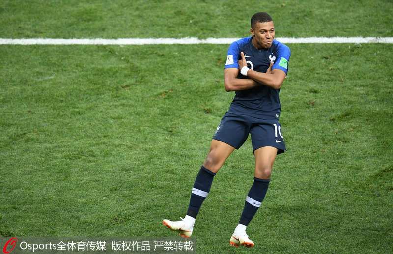 孙继海：邵佳一是现阶段适合担任国足主帅的人（孙继海认为邵佳一最适合出任国足主帅）