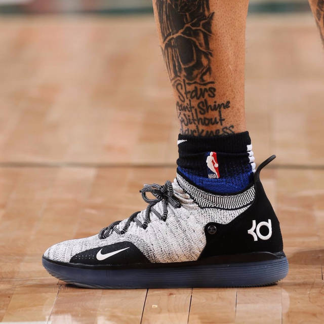 英媒：热刺主帅弗兰克已经与托尼进行会谈，球员有望重返英超（英媒：热刺主帅弗兰克已与托尼会面，托尼有望重返英超）