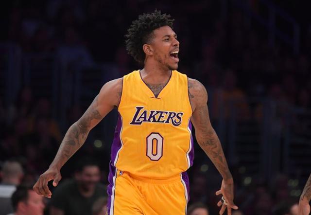 2025年至今，利雅得胜利卖出128万件球衣，迈阿密国际216.6万（2025年截至目前，利雅得胜利球衣销量128万件，迈阿密国际达216.6万件）